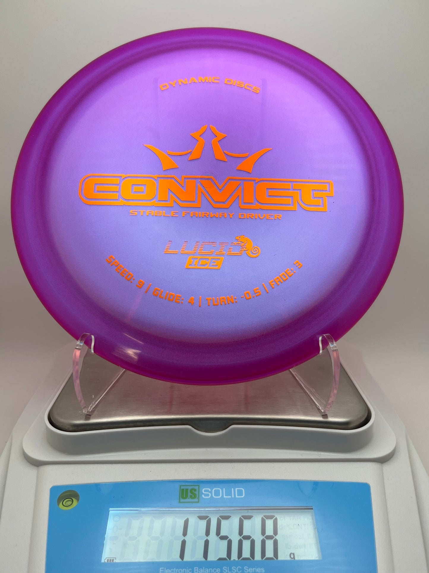Dynamic Discs Chameleon Convict