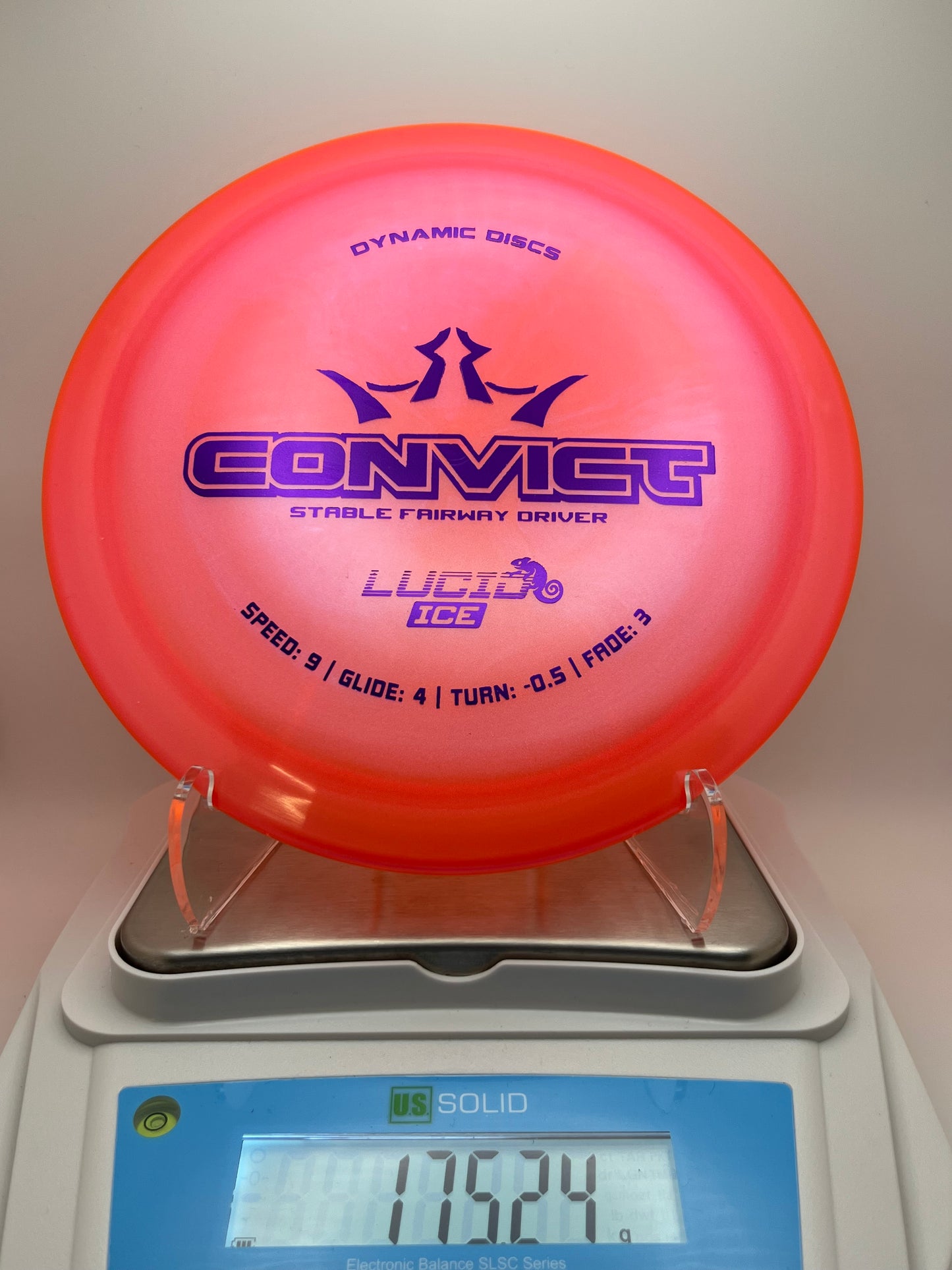 Dynamic Discs Chameleon Convict