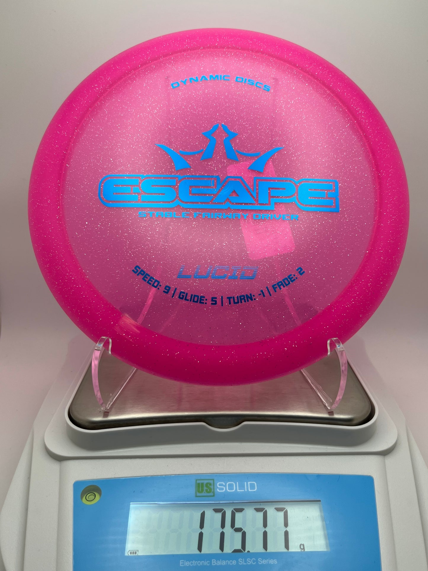 Dynamic Discs Escape